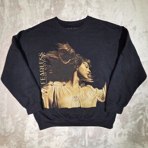Taylor Swift Fearless Taylor’s Version Crewneck Sweatshirt Black Size Large